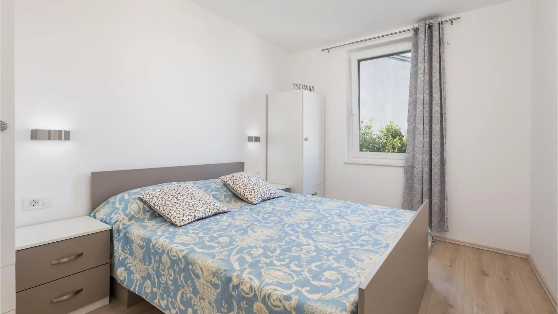 Stunning Apartment In Lovran With Kitchen Croazia