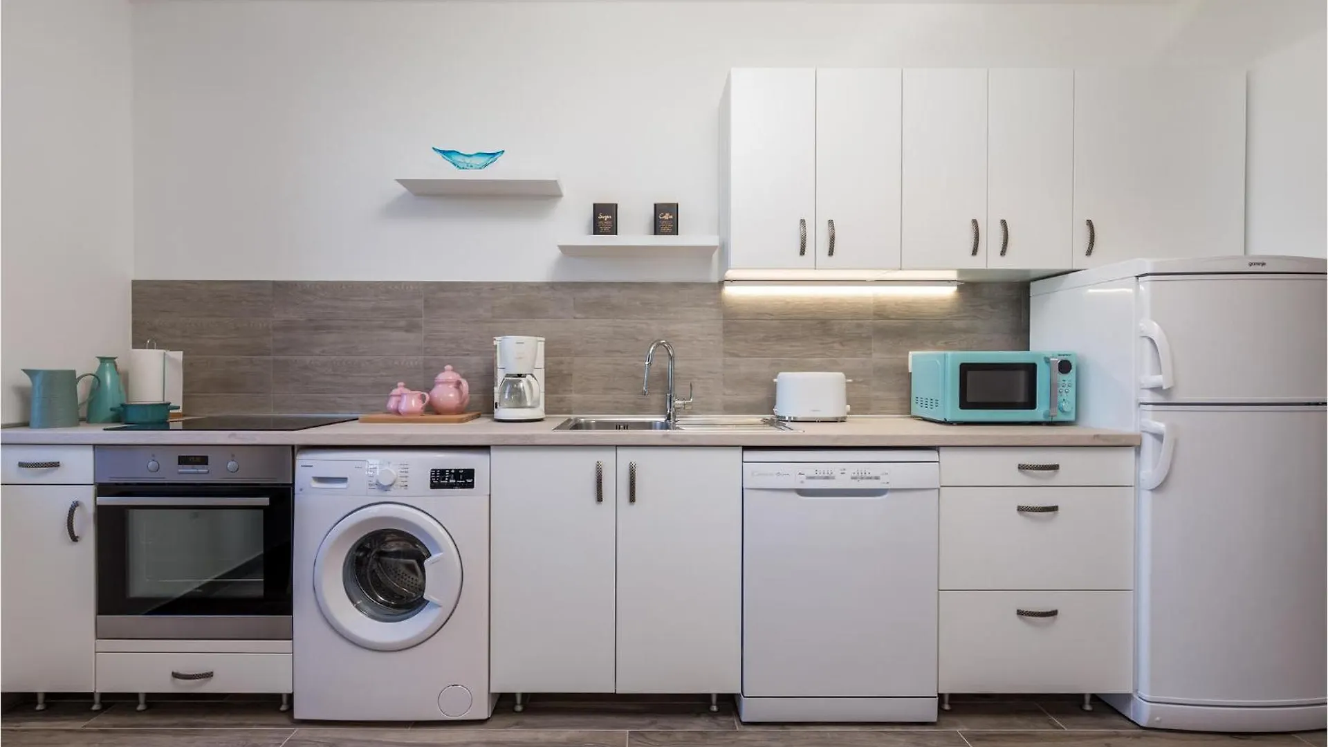 Stunning Apartment In Lovran With Kitchen 0*,